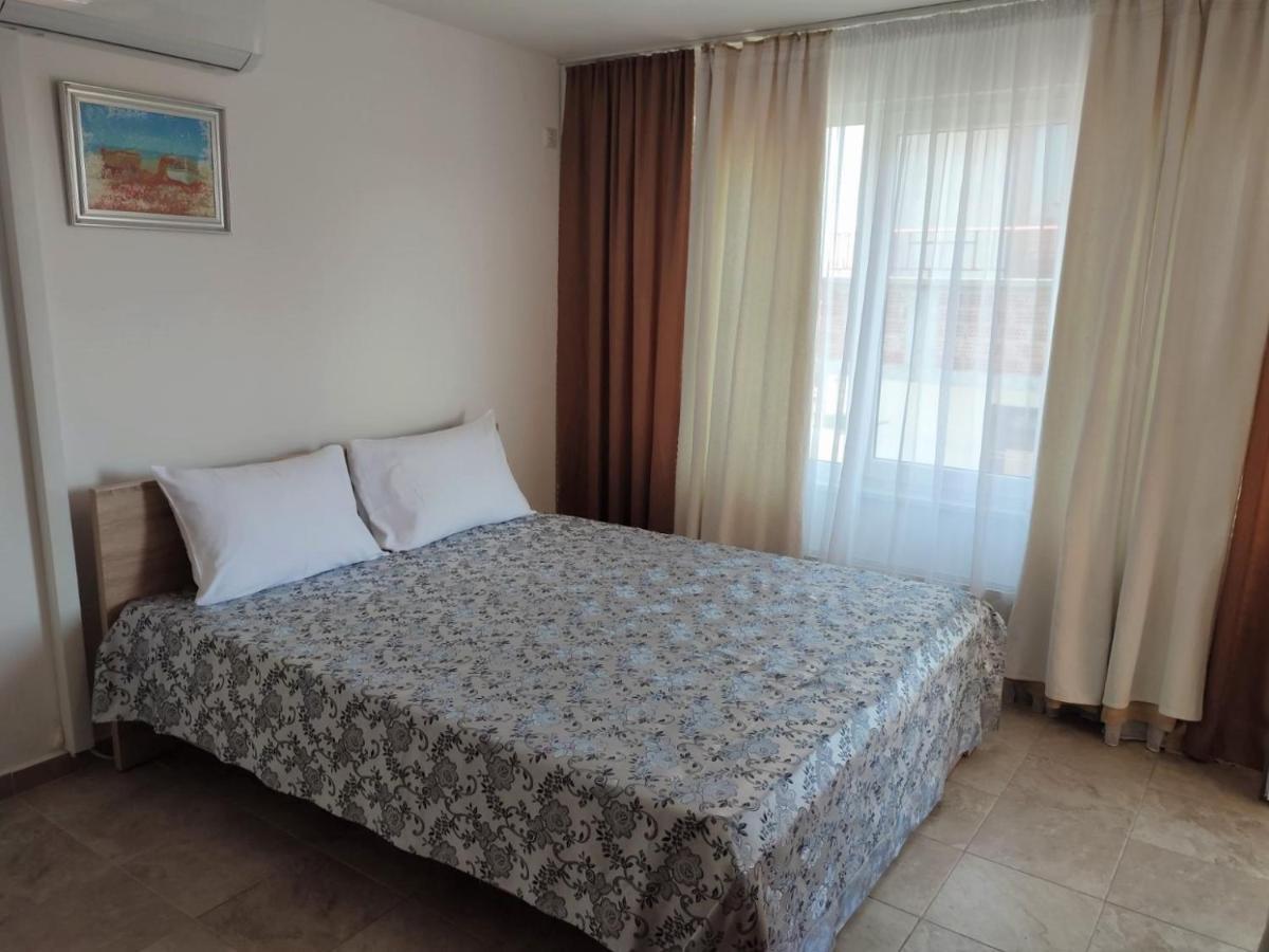Veda Guest House Поморие Экстерьер фото