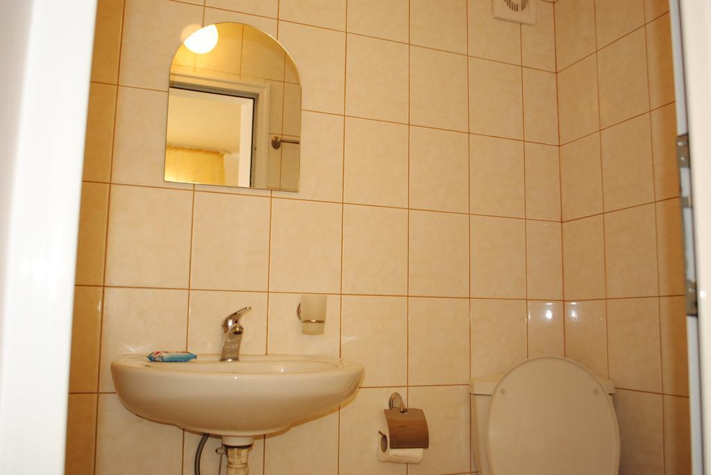 Veda Guest House Поморие Экстерьер фото