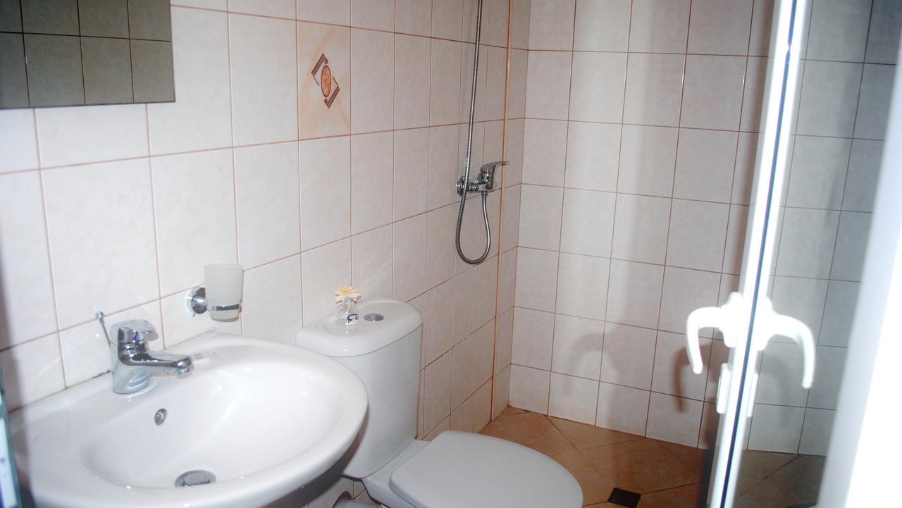 Veda Guest House Поморие Экстерьер фото
